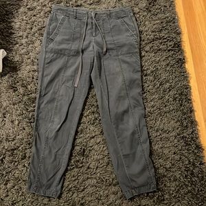 Lou and Grey, size 6, soft cotton, casual pants.